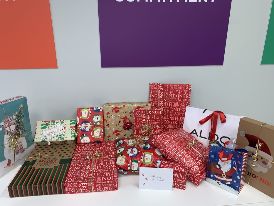 gifts-min